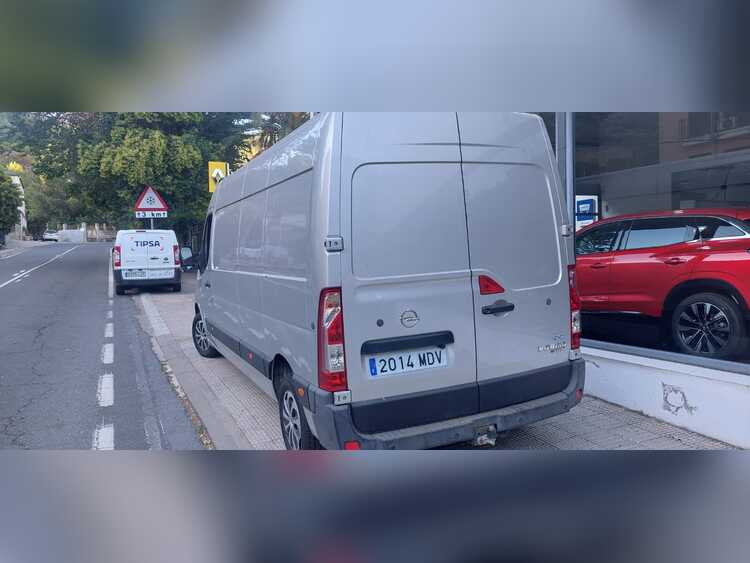 Opel Movano 135 CV foto 4